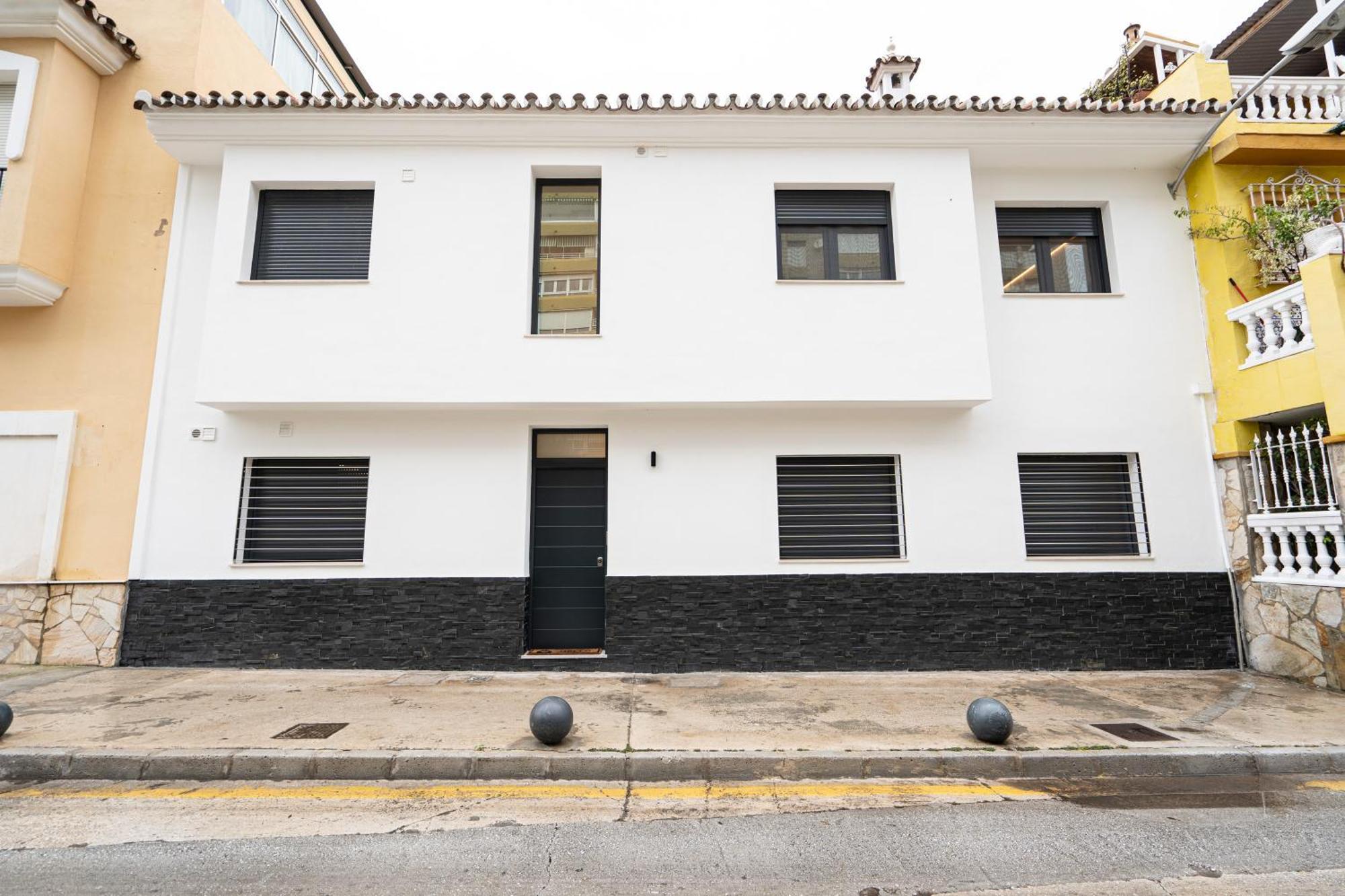 Biznaga Suites *